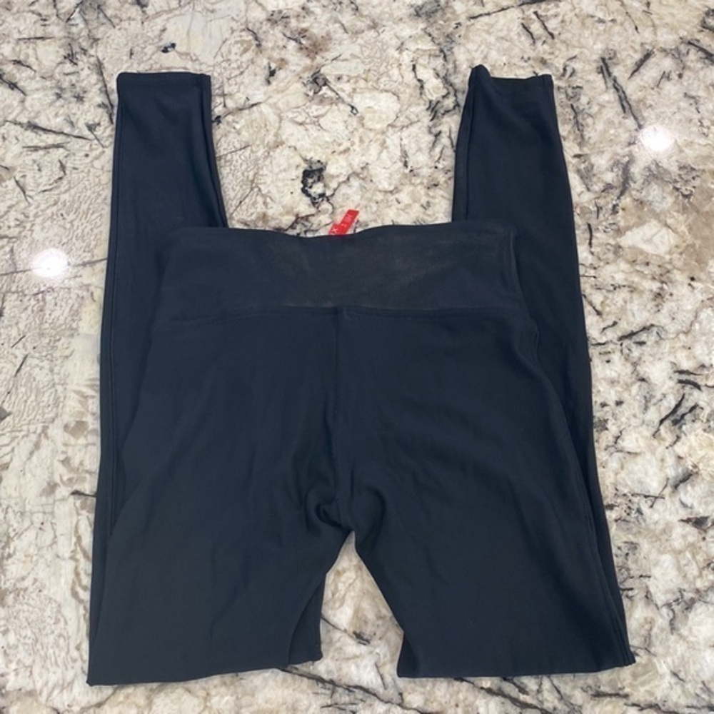 Spanx Black Leggings Size Small - Picture 3 of 6